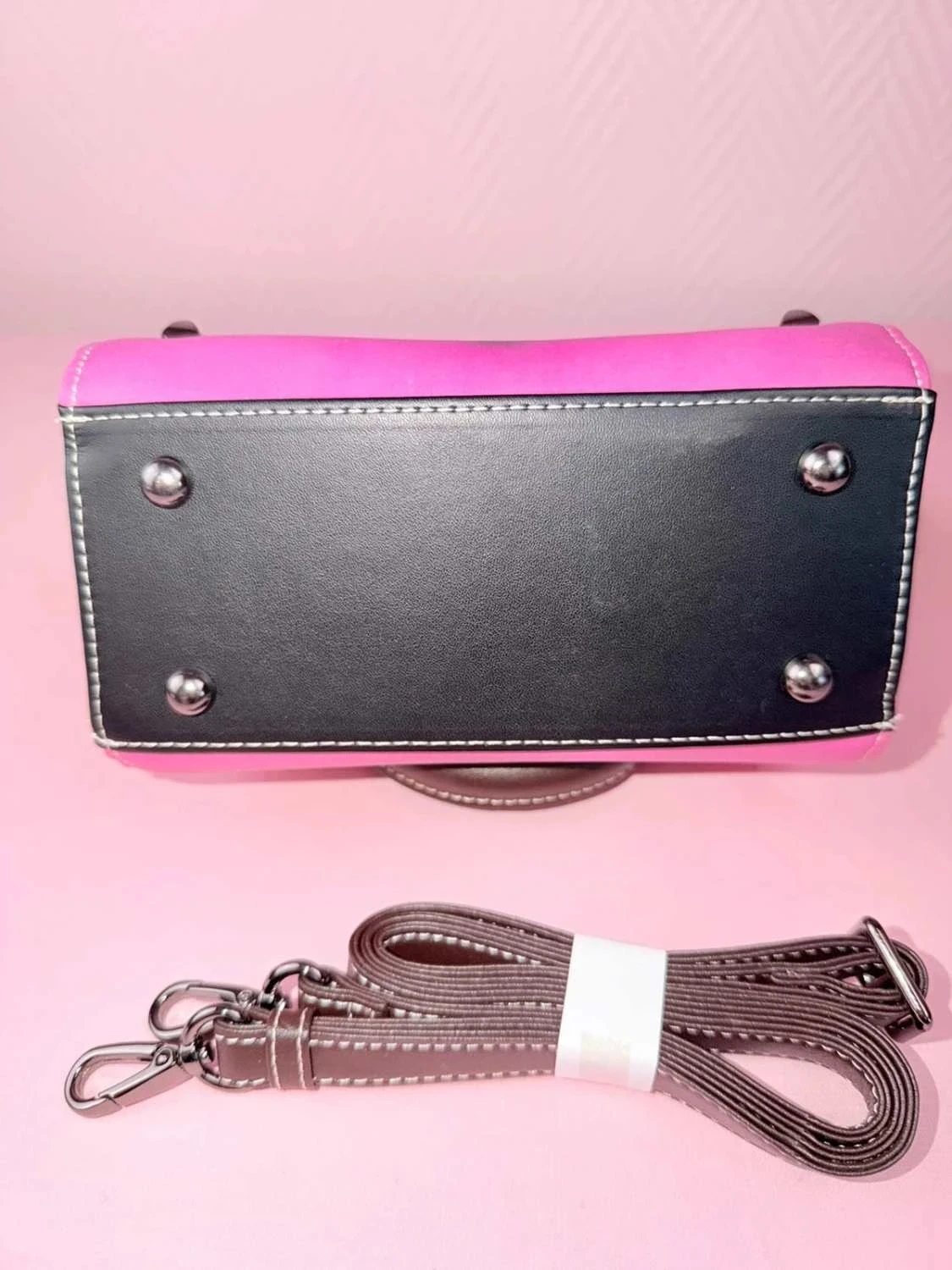 Petit sac à main bandoulière Camargue neuf jamais utilisé – photo 7